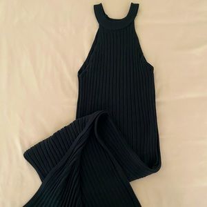 Long black fitted dress